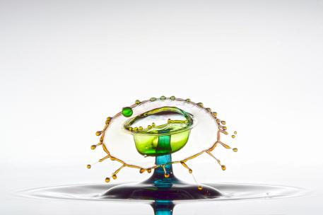 water drop photograph