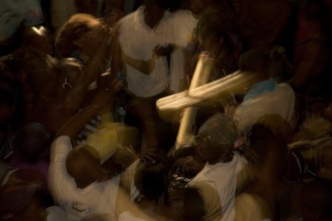 haiti-vodou-funeral-05.jpg