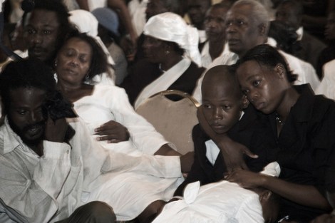 haiti-vodou-funeral-08.jpg