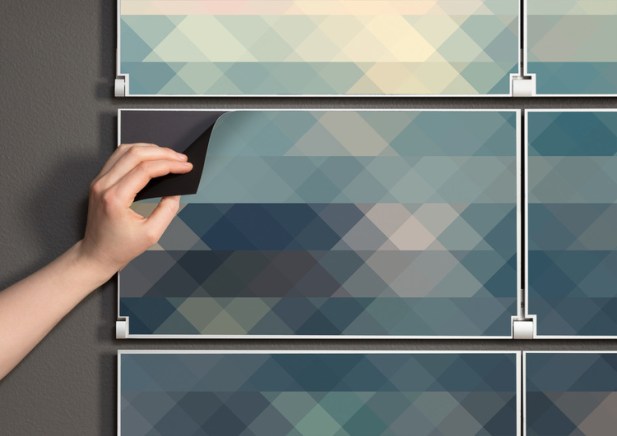 RIVELI Artwork Peel (graphic)