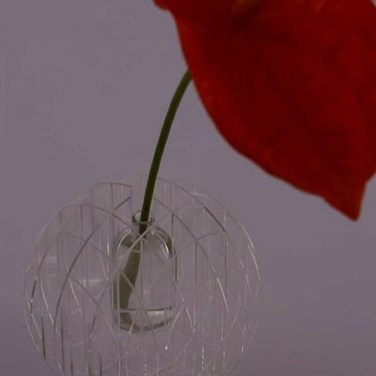 Interlocking vase small #vase #acrylic #design #modern #clear #ongcenkuang #lasercut #origami #symmetry