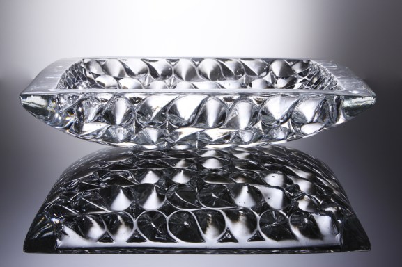 edc6a-ameobapool20122c18inchsq2ccastleadcrystalglass28629