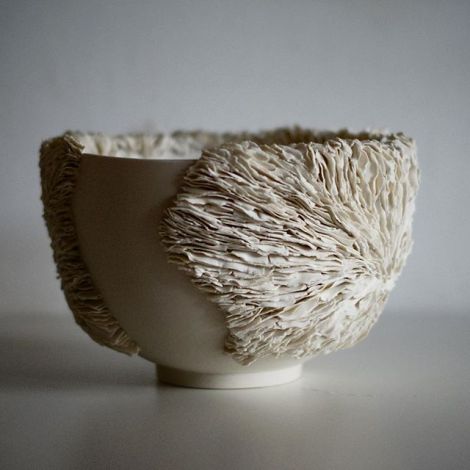 Happy weekend everyone! . . . . #ceramics #porcelain #texture #bowl #commission #growth #organic #form #ceramica #contemporarycraft #livefolk #ceramique #keramik #craft #design #thestratfordgallery